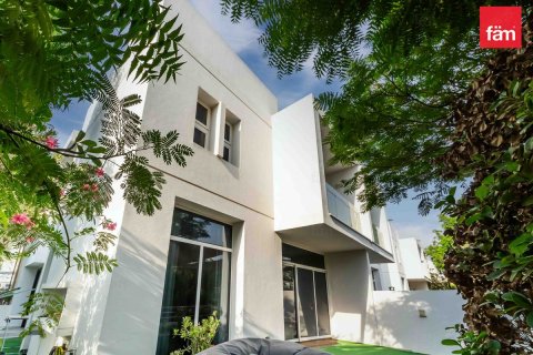 Townhouse sa Dubai, UAE 3 silid-tulugan, 276.3 sq.m. № 721037 - larawan 1