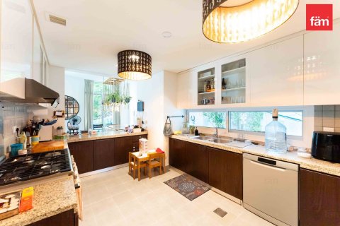 Townhouse sa Dubai, UAE 3 silid-tulugan, 276.3 sq.m. № 721037 - larawan 8
