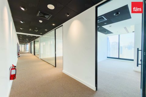 Bureau à louer à Dubai Marina, Dubai, EAU 666.9 m2 № 705992 - photo 2
