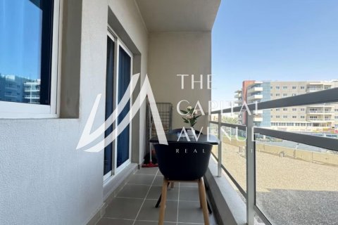 Apartmen di Al Reef, Abu Dhabi, UAE 1 bilik, 39.39 meter persegi № 757631 - foto 15