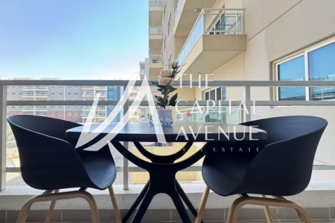Apartmen di Al Reef, Abu Dhabi, UAE 1 bilik, 39.39 meter persegi № 757631 - foto 16
