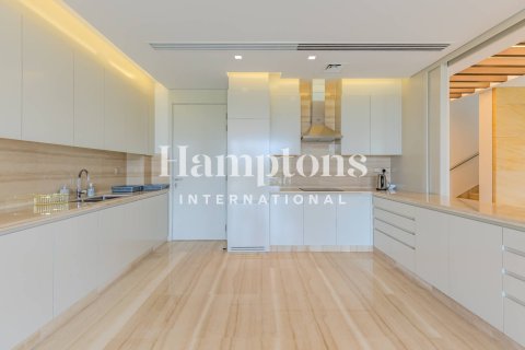 Villa para arrendamento em DAMAC Hills (Akoya by DAMAC), Dubai, EAU 5 quartos, 575.99860000 m2 № 718399 - foto 15