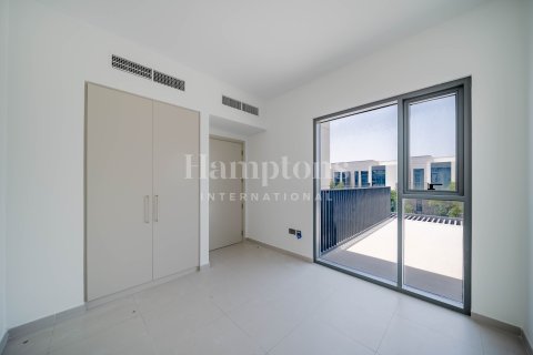 טאונהאוס להשכרה ב Arabian Ranches 3, Dubai, איחוד האמירויות 4 חדרי שינה, 226.12590200 מ"ר, מספר 718396 - תמונה 2