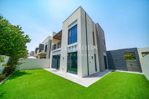 טאונהאוס להשכרה ב Arabian Ranches 3, Dubai, איחוד האמירויות 4 חדרי שינה, 226.12590200 מ"ר, מספר 718396 - תמונה 13