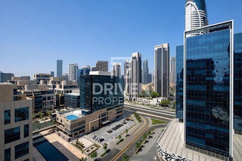 Business Bay, Dubai, BAE’de kiralık daire 2 yatak odası, 99.22 m&sup2; No 768522 - fotoğraf 25