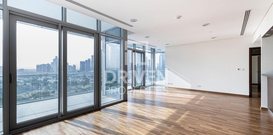 Korter asukohaga DIFC, Dubai, AÜE: 2 magamistoaga, 166.48 m² Nr 768525