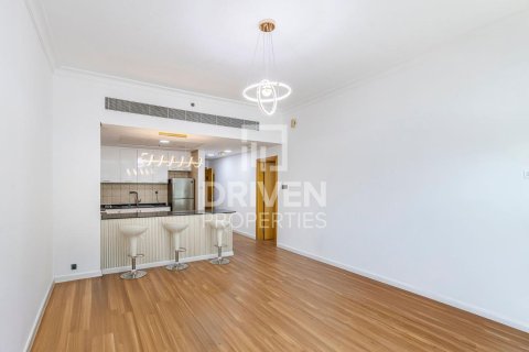 شقة للبيع في الخليج التجاري، دبي، الإمارات العربية المتحدة 1 غرفة نوم ، 75 متر مربع ، رقم 683922 - صورة 2