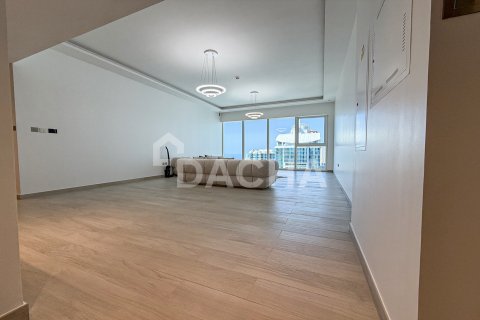 شقة للبيع في أبراج بحيرة جميرا، دبي، الإمارات العربية المتحدة 1 غرفة نوم ، 102 متر مربع ، رقم 710322 - صورة 4