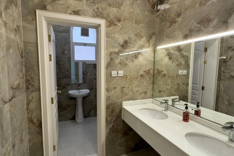 Βίλα σε Al Dhait, Ras Al Khaimah, ΗΑΕ 4 υπνοδωμάτια, 1394 τ.μ. Αρ. 656783 - φωτογραφία 13