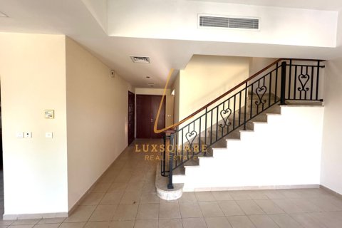 Vilă de închiriat în Arabian Ranches, Dubai, EAU 2 dormitoare, 208 mp.  №700841 - poză 8