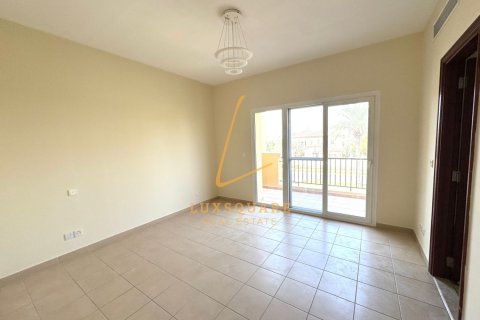 Vilă de închiriat în Arabian Ranches, Dubai, EAU 2 dormitoare, 208 mp.  №700841 - poză 13
