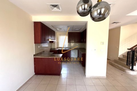 Vilă de închiriat în Arabian Ranches, Dubai, EAU 2 dormitoare, 208 mp.  №700841 - poză 3