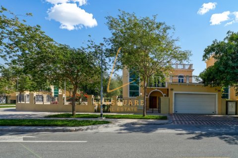 ویلا برای اجاره در Jumeirah Park، Dubai، امارات متحده عربی 4 خوابه ، 611 متر مربع ، شماره 700839 - تصویر 14