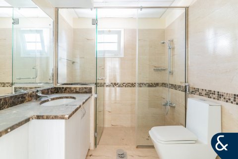 Vila u The Lakes, Dubai, UAE 3 spavaćih soba, 341 m2 Br. 684912 - fotografija 11