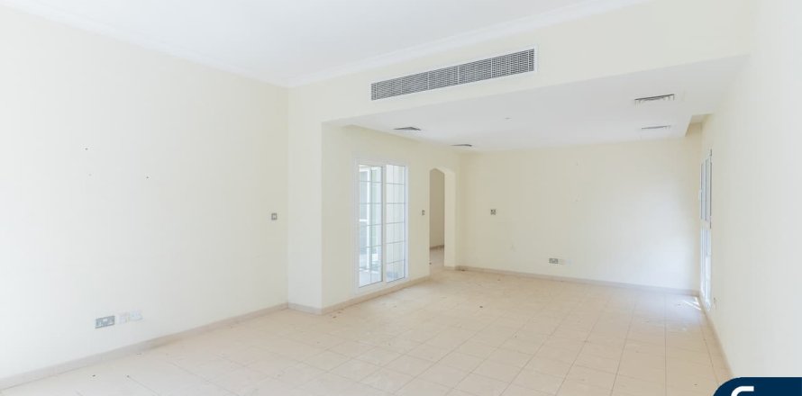 Vila u The Lakes, Dubai, UAE 341 m2, 3 spavaćih soba Br. 684912