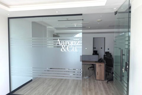 Kancelář v Jumeirah Lake Towers, Dubai, SAE 71 m² Č.: 751522