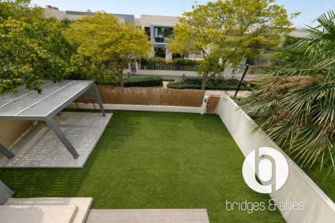 Villa en alquiler en Dubai Hills Estate, Dubai, EAU 4 dormitorios, 232 m2 № 751523 - foto 7