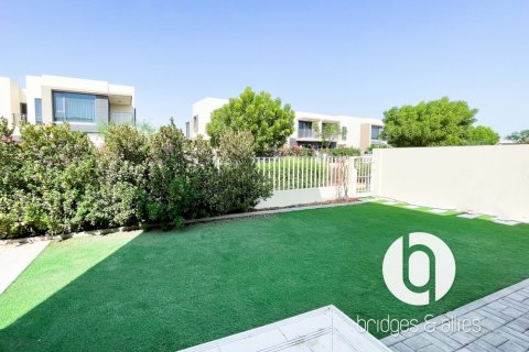 Dubai Hills Estate, UAE의 임대용 빌라 침실 4개, 229제곱미터 번호 751523 - 사진 10