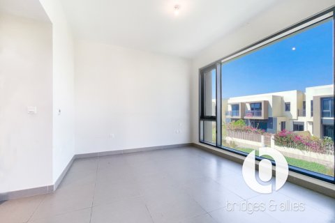 Dubai Hills Estate, UAE의 임대용 빌라 침실 4개, 229제곱미터 번호 751523 - 사진 24