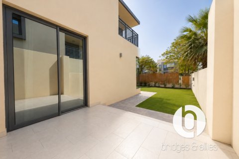 Villa en alquiler en Dubai Hills Estate, Dubai, EAU 4 dormitorios, 232 m2 № 751523 - foto 18