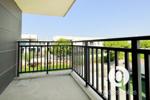 Dubai Hills Estate, UAE의 임대용 빌라 침실 4개, 229제곱미터 번호 751523 - 사진 15