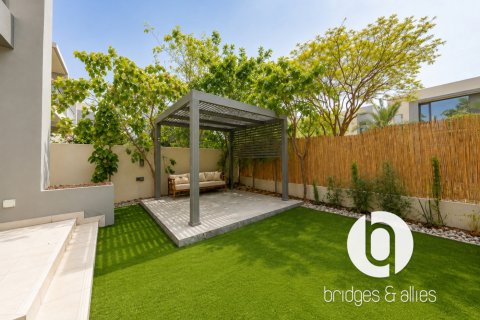 Villa en alquiler en Dubai Hills Estate, Dubai, EAU 4 dormitorios, 232 m2 № 751523 - foto 20