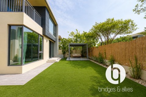 Villa en alquiler en Dubai Hills Estate, Dubai, EAU 4 dormitorios, 232 m2 № 751523 - foto 2