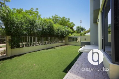 Vila u Dubai Hills Estate, UAE 4 spavaćih soba, 229 m2 Br. 751527 - fotografija 11