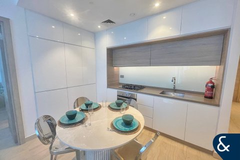 Lägenhet uthyres i Dubai Marina, Dubai, UAE 1 sovrum, 55 kvm Nr. 668498 - fotografi 2