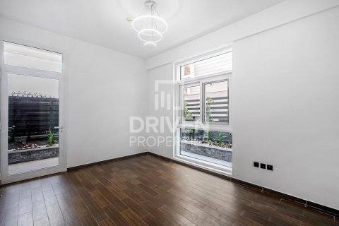 Huoneisto Al Furjan, Dubai, Arabiemiraatit 2 makuuhuonetta, 196 m2 № 682691 - kuva 7