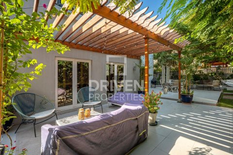 Vila u gradu The Villa, Dubai, UAE 5 spavaće sobe, 585 m2 Br. 682687 - Slika 26