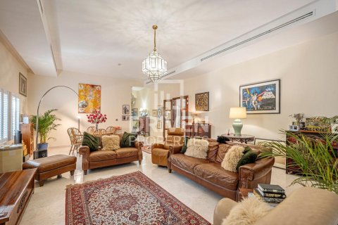 Vila u gradu The Villa, Dubai, UAE 5 spavaće sobe, 585 m2 Br. 682687 - Slika 4