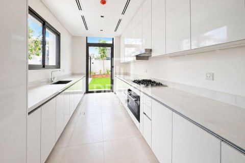 Villa till försäljning i Mohammed Bin Rashid City, Dubai, UAE 5 sovrum, 748.89 kvm Nr. 754038 - fotografi 5