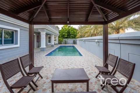 Villa in vendita a Falcon City of Wonders, Dubai, EAU 5 camere da letto, 603.96 mq. № 755419 - foto 3
