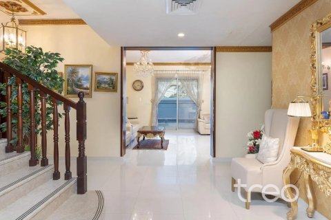 Villa in vendita a Falcon City of Wonders, Dubai, EAU 5 camere da letto, 603.96 mq. № 755419 - foto 10