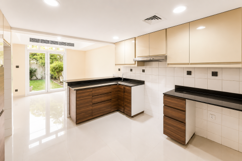 Huvila The Springs, Dubai, Arabiemiraatit 3 makuuhuonetta, 246.3 m2 № 757542 - kuva 4