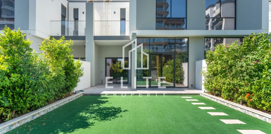 Stadthaus in Al Furjan, Dubai, VAE: 3 Schlafzimmer, 221 m2 Nr. 736516