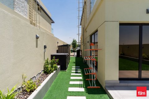 Vila u Dubai, UAE 4 spavaćih soba, 270 m2 Br. 719940 - fotografija 3