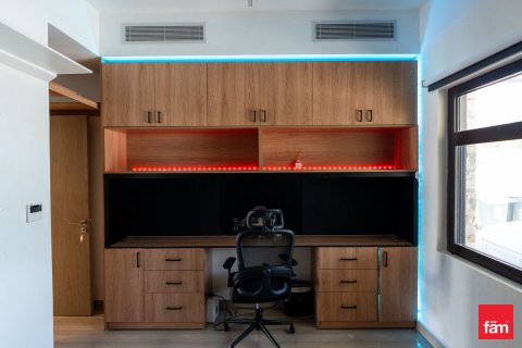 Vila u Dubai, UAE 4 spavaćih soba, 270 m2 Br. 719940 - fotografija 26
