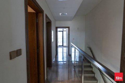 Vila u Dubai, UAE 4 spavaćih soba, 270 m2 Br. 719940 - fotografija 12
