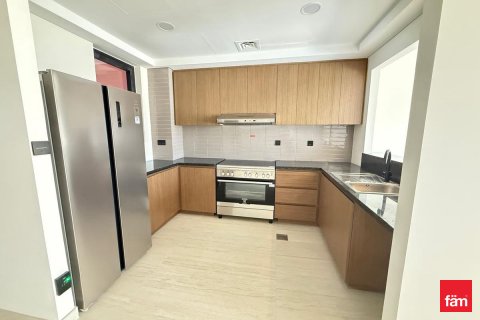 Rijtjeshuis te huur in Dubai, VAE 4 slaapkamers, 143.9 vr.m., nr 714432 - foto 6