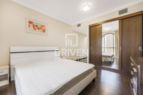 Apartmen di Jumeirah Beach Residence, Dubai, UAE 3 bilik tidur, 201.6 meter persegi № 743625 - foto 12
