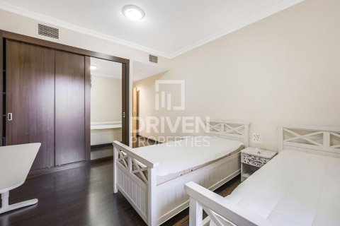 Apartmen di Jumeirah Beach Residence, Dubai, UAE 3 bilik tidur, 201.6 meter persegi № 743625 - foto 9