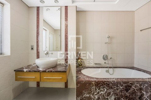 Apartmen di Jumeirah Beach Residence, Dubai, UAE 3 bilik tidur, 201.6 meter persegi № 743625 - foto 25