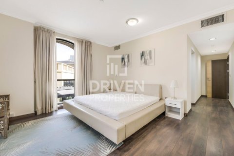 Apartmen di Jumeirah Beach Residence, Dubai, UAE 3 bilik tidur, 201.6 meter persegi № 743625 - foto 14