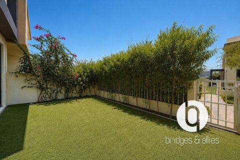 Villa te huur in Dubai Hills Estate, Dubai, VAE 4 slaapkamers, 237 vr.m., nr 715750 - foto 18