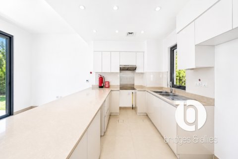 Villa te huur in Dubai Hills Estate, Dubai, VAE 4 slaapkamers, 237 vr.m., nr 715750 - foto 26