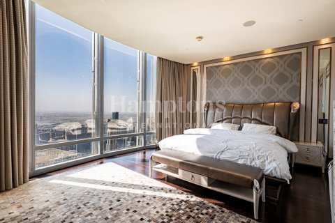Apartment sa Burj Khalifa, Dubai, UAE 2 silid-tulugan, 177.35182700 sq.m. № 715753 - larawan 9