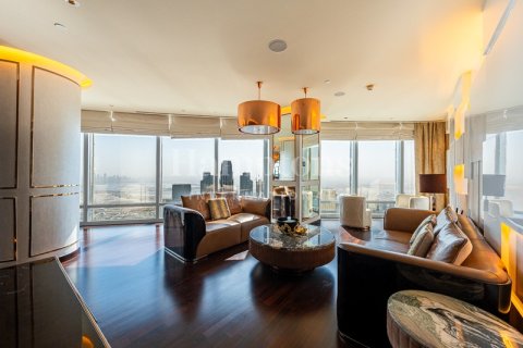 Apartment sa Burj Khalifa, Dubai, UAE 2 silid-tulugan, 177.35182700 sq.m. № 715753 - larawan 29