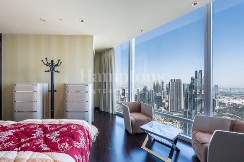 Apartment sa Burj Khalifa, Dubai, UAE 2 silid-tulugan, 177.35182700 sq.m. № 715753 - larawan 4